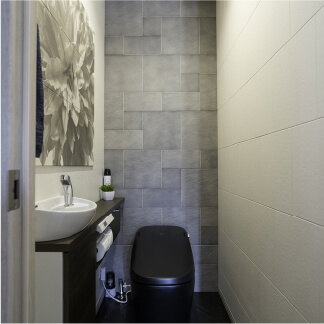 トイレ交換工事(内装あり)